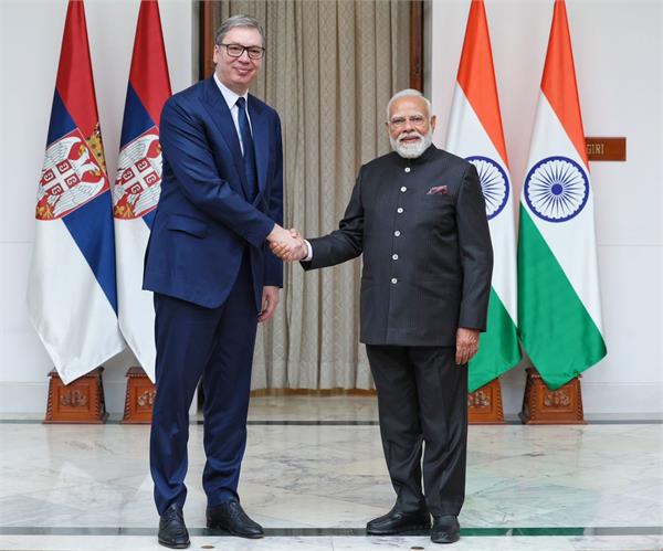pm modi meets serbian president