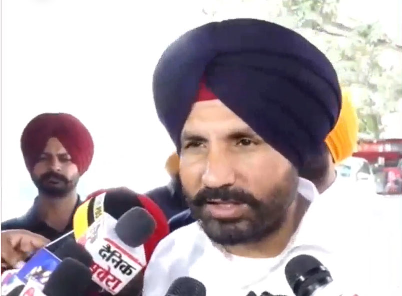 ਰਾਜਾ ਵੜਿੰਗ ਦਾ ਵੱਡਾ ਬਿਆਨ: ਡਿਪਟੀ ਸੀਐਮ ਦੇ ਅਹੁਦੇ ਨੂੰ ਦੱਸਿਆ ''ਗੈਰ-ਸੰਵਿਧਾਨਕ'' (ਵੀਡੀਓ)