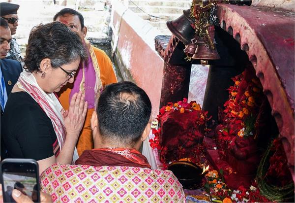 priyanka gandhi  maa kamakhya  bjp congress  assam