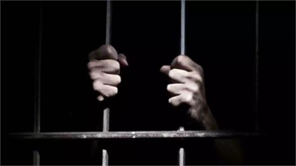 illegal firearms factory busted in bihar  five arrested