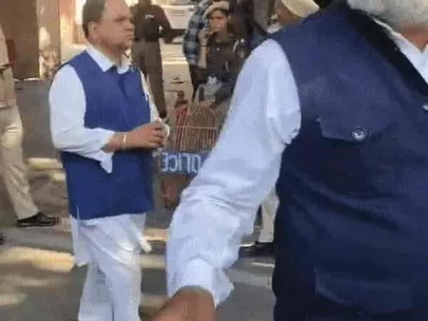 protest by sewadars outside ssp office in jalandhar