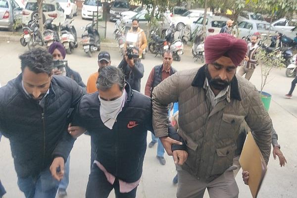 clerk arrested for taking bribe at bathinda rto
