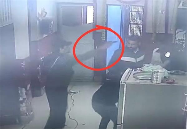 jammu kashmir  juvenile reformatory  pakistani citizen  arrested