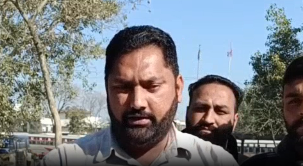 ਪੱਕੀ ਨੌਕਰੀ ਅਤੇ ਕੈਦ ਸਾਥੀਆਂ ਦੀ ਰਿਹਾਈ ਲਈ 7000 ਕੱਚੇ ਮੁਲਾਜ਼ਮ ਹੜਤਾਲ ''ਤੇ