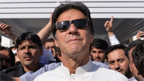 imran khan  s eyesight examined