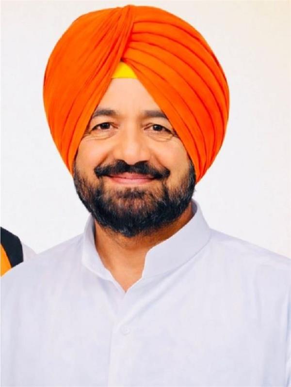sukhminderpal singh grewal besieged the aap government