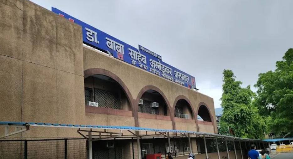 ਦਿੱਲੀ ਦੇ ਸਰਕਾਰੀ ਹਸਪਤਾਲ ''ਚੋਂ ਨਵਜੰਮਿਆ ਬੱਚਾ ਚੋਰੀ, ਅਣਜਾਣ ਔਰਤ ਨੇ ਵਾਰਦਾਤ ਨੂੰ ਦਿੱਤਾ ਅੰਜਾਮ