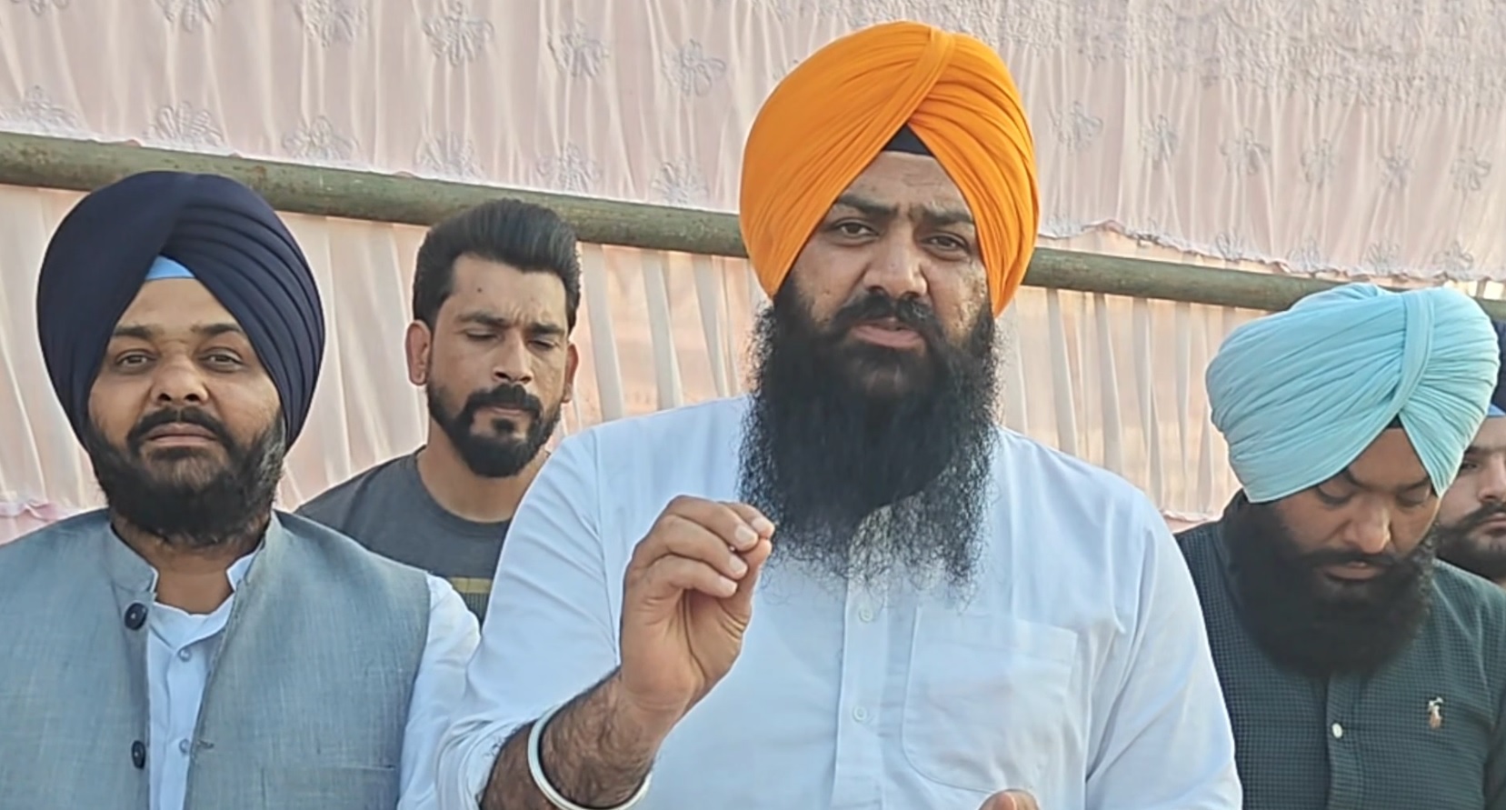 ਯੂਥ ਅਕਾਲੀ ਦਲ ਪ੍ਰਧਾਨ ਸਰਬਜੀਤ ਝਿੰਜਰ ਨੇ ''ਆਪ'' ਸਰਕਾਰ ਦੀ ਰੈਲੀ ''ਤੇ ਖੜੇ ਕੀਤੇ ਸਵਾਲ