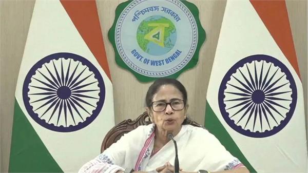 west bengal cm mamata slams ec