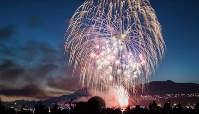 ਵੈਨਕੂਵਰ ''ਚ ਇਕ ਦਿਨਾਂ ਆਤਿਸ਼ਬਾਜ਼ੀ ਸਮਾਗਮ ਲਈ 2 ਮਿਲੀਅਨ ਡਾਲਰ ਦੀ ਮਨਜ਼ੂਰੀ
