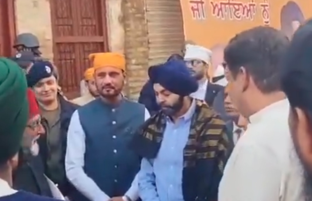 ਪਾਕਿਸਤਾਨ ਸਥਿਤ ਆਪਣੇ ਪੁਰਖਿਆਂ ਦੇ ਘਰ ਪੁੱਜੇ World Bank ਪ੍ਰਧਾਨ ਬੰਗਾ, ਗੁਰਦੁਆਰਾ ਸਾਹਿਬ ਟੇਕਿਆ ਮੱਥਾ