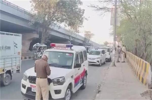 3 dead bodies found in car parked on piragadhi flyover