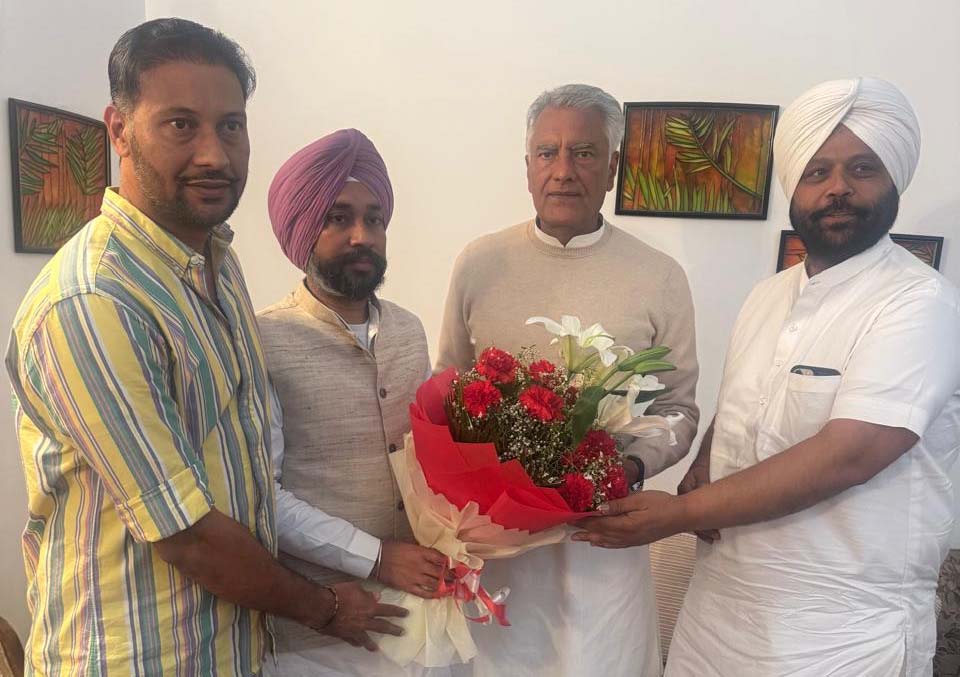 ਜਾਖੜ ਨੂੰ ਮਿਲੇ ਰਾਸ਼ਟਰੀ ਸਫਾਈ ਕਰਮਚਾਰੀ ਕਮਿਸ਼ਨ ਦੇ ਨਵ-ਨਿਯੁਕਤ VC ਹਰਦੀਪ ਗਿੱਲ