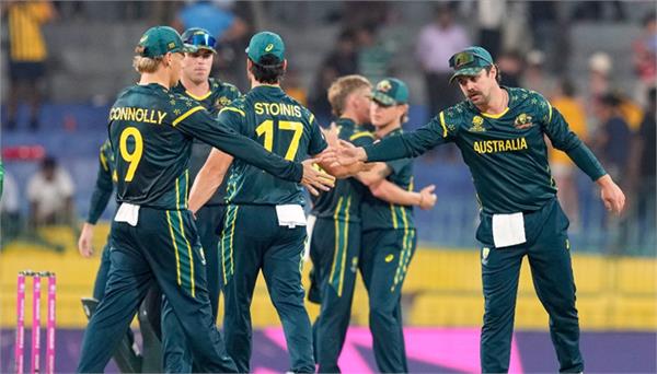 sri lanka defeats australia by 8 wickets