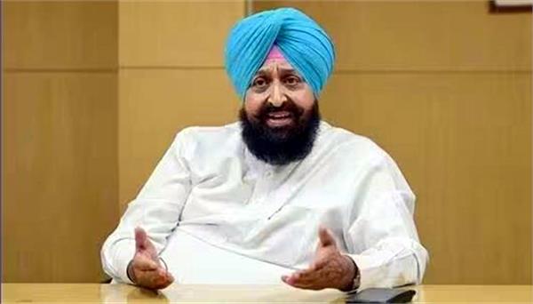 government withdraws security of famous punjab singer