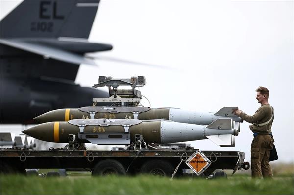 hassett says us attack on iran cost  12 bn