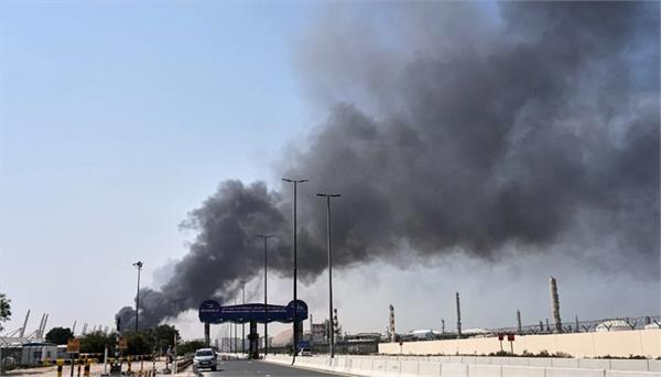 powerful explosions in dubai and doha