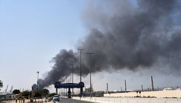 ਈਰਾਨ ਦੀ ਜਵਾਬੀ ਕਾਰਵਾਈ ਜਾਰੀ, ਦੁਬਈ ਅਤੇ ਦੋਹਾ ''ਚ ਜ਼ਬਰਦਸਤ ਧਮਾਕੇ