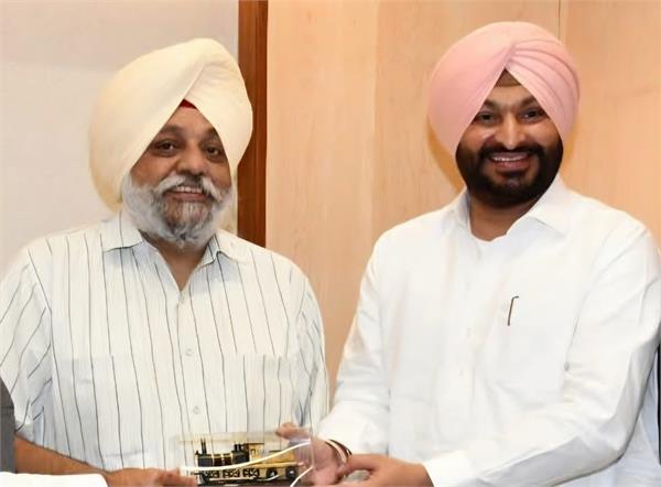 thanks to ravneet bittu providing special train service for the five sikh takhts