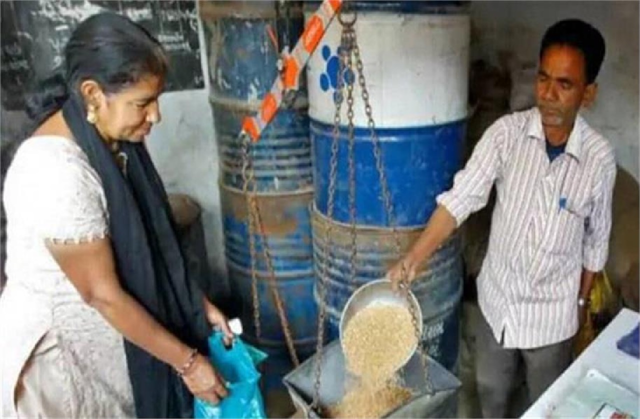 ਅਪ੍ਰੈਲ ''ਚ ਵੱਡਾ ਤੋਹਫ਼ਾ: ਹੁਣ ਇੱਕ ਵਾਰ ''ਚ ਮਿਲੇਗਾ 3 ਮਹੀਨਿਆਂ ਦਾ ਰਾਸ਼ਨ, ਜਾਣੋ ਕਿਵੇਂ ਲਈਏ ਫ਼ਾਇਦਾ