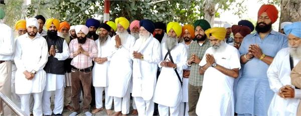 devotees at the india pakistan border prayed for the reopening of the corridor