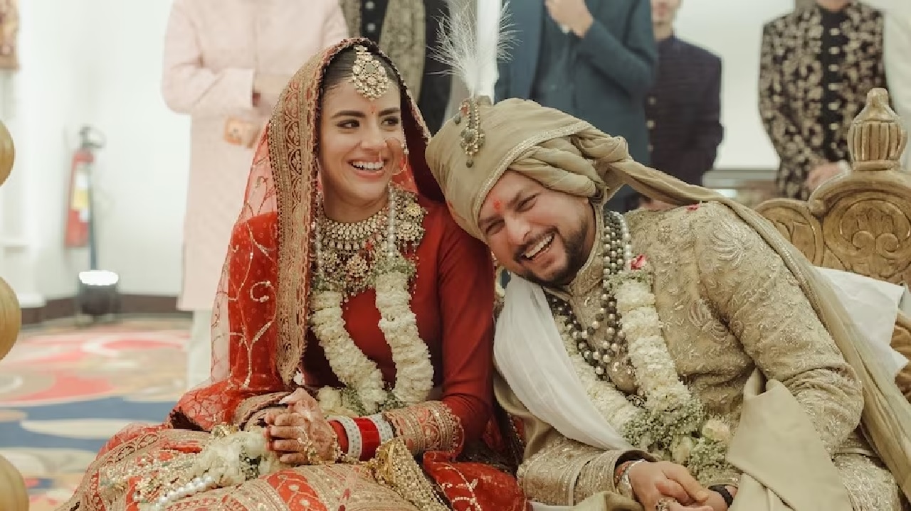 ਲਖਨਊ 'ਚ ਕੁਲਦੀਪ ਯਾਦਵ ਦੀ ਰਾਇਲ ਰਿਸੈਪਸ਼ਨ, CM ਯੋਗੀ ਤੇ ਅਖਿਲੇਸ਼ ਯਾਦਵ ਨੇ ਦਿੱਤਾ ਆਸ਼ੀਰਵਾਦ