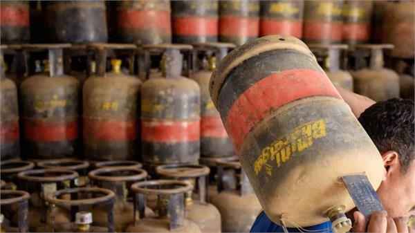 dhaba hotel owners are in trouble  now they will get more gas cylinders