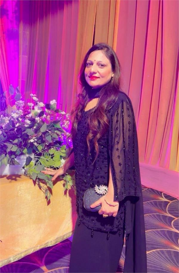 designer sleeves  indian fashion  young women