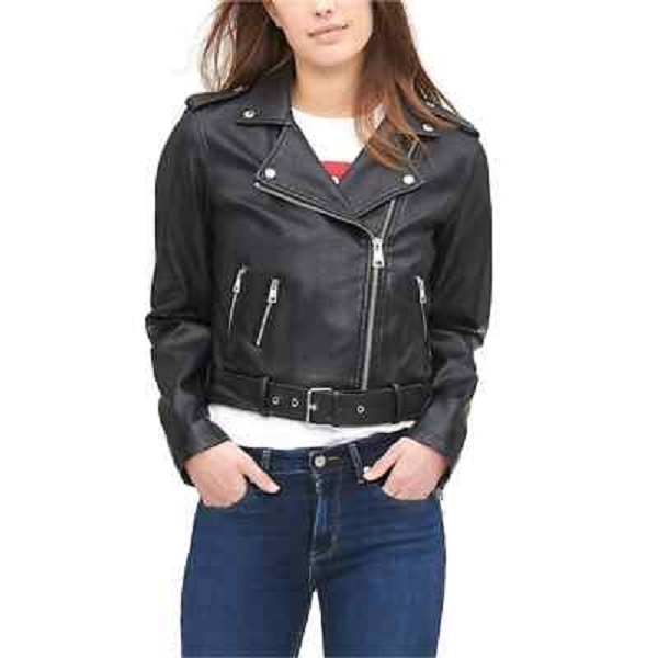 ਮੁਟਿਆਰਾਂ ਨੂੰ ਟ੍ਰੈਂਡੀ ਲੁੱਕ ਦੇ ਰਹੀ ‘ਬਾਈਕਰ ਜੈਕੇਟ’