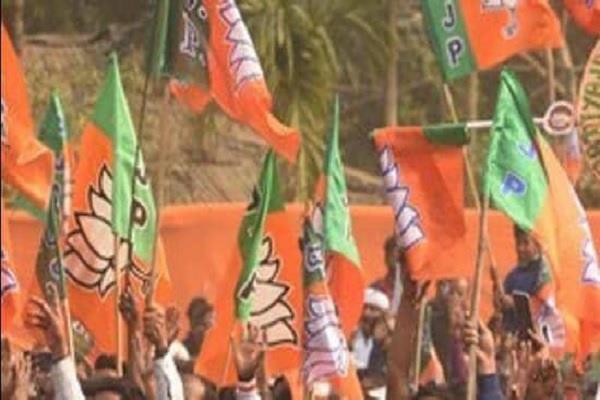 west bengal  bjp  trinamool supporters  police personnel