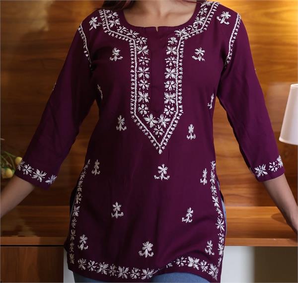 fashion trend  chikankari tunic  young women