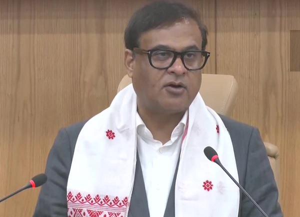 ਔਰਤਾਂ ਦੇ ਖਾਤਿਆਂ ''ਚ 9-9 ਹਜ਼ਾਰ ਰੁਪਏ, CM ਹਿਮੰਤ ਵਿਸ਼ਵ ਸ਼ਰਮਾ ਨੇ ਕੀਤਾ ਐਲਾਨ