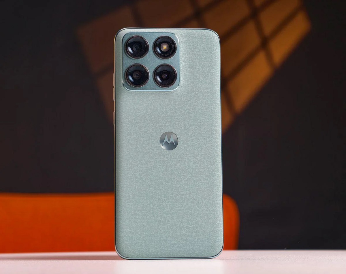 ਅੱਜ ਲਾਂਚ ਹੋਵੇਗਾ Motorola ਦਾ ਇਹ ਧਾਕੜ Phone! ਫੀਚਰਜ਼ ਜਾਣ ਹੋ ਜਾਓਗੇ ਹੈਰਾਨ