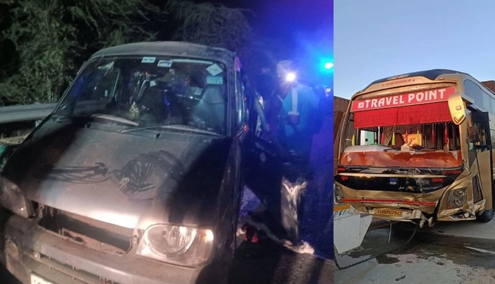 ਯਮੁਨਾ ਐਕਸਪ੍ਰੈਸਵੇਅ 'ਤੇ ਭਿਆਨਕ ਹਾਦਸਾ: ਡਬਲ ਡੈਕਰ ਬੱਸ ਨੇ ਵੈਨ ਨੂੰ ਮਾਰੀ ਟੱਕਰ, 3 ਔਰਤਾਂ ਸਮੇਤ 6 ਦੀ ਮੌਤ