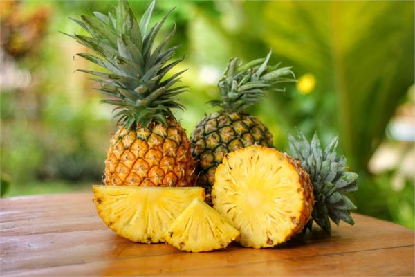 benefits of eating pineapple