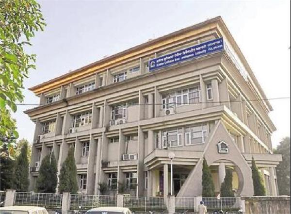 big game of grabbing property worth crores in glada