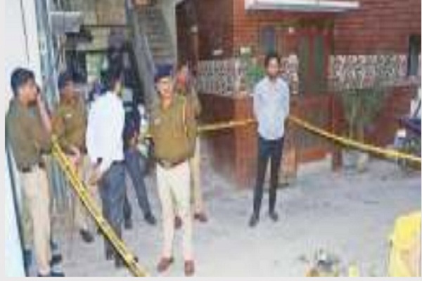 ਚੰਡੀਗੜ੍ਹ ''ਚ ਹਾਕੀ ਖਿਡਾਰਣ ਦਾ ਬੇਰਹਿਮੀ ਨਾਲ ਕਤਲ, ਭੂਆ ਦੇ ਮੁੰਡੇ ਨੇ ਮਾਰੇ ਚਾਕੂ