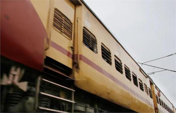 train carriage  human parts  sanitation worker  railway police  kerala