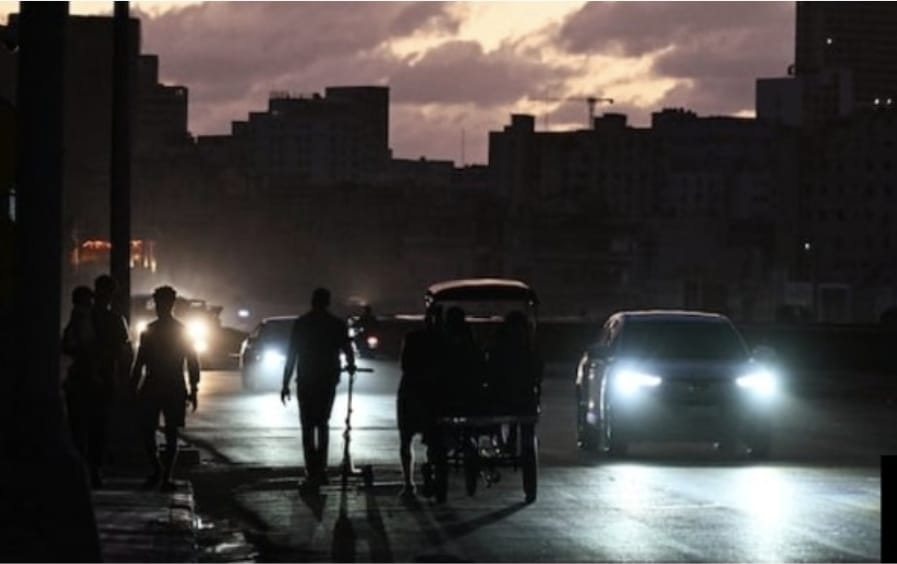 ਹਨੇਰੇ ''ਚ ਡੁੱਬਾ ਕਿਊਬਾ! ਅਮਰੀਕੀ ਤੇਲ ਪਾਬੰਦੀਆਂ ਕਾਰਨ ਬਿਜਲੀ ਸਪਲਾਈ ਠੱਪ