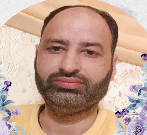 property dealer commits suicide by jumping in front of train