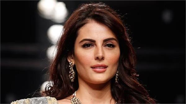 mandana karimi  s statement created a stir around the world 