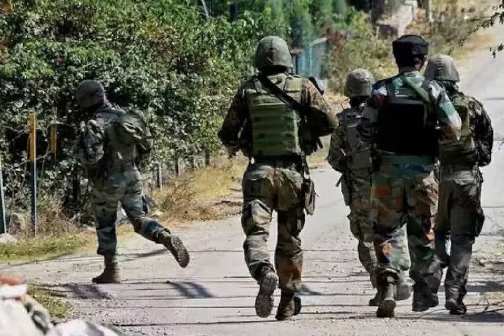 ਹੋਲੀ ਵਾਲੇ ਦਿਨ LoC ''ਤੇ ਅੱਤਵਾਦੀਆਂ ਦੀ ਘੁਸਪੈਠ ! ਭਾਰਤੀ ਫੌਜ ਨੇ ਗੋਲ਼ੀਆਂ ਚਲਾ ਕੀਤੀ ਨਾਕਾਮ