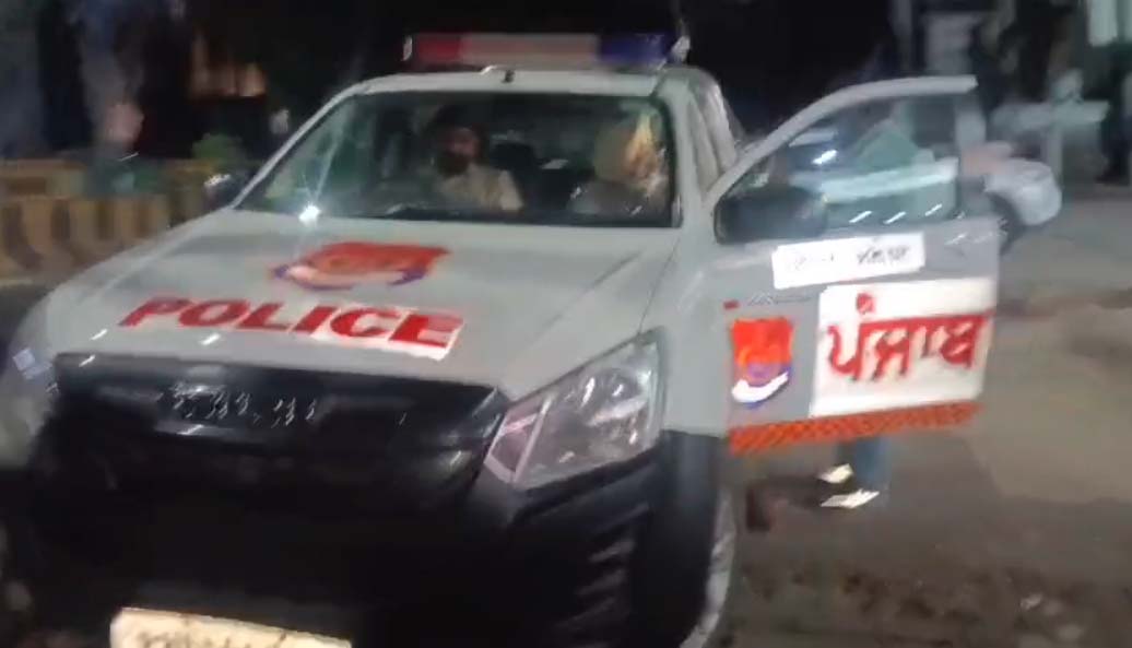 ਜਲੰਧਰ ''ਚ ਵੱਡੀ ਵਾਰਦਾਤ! ਗੋਲ਼ੀਆਂ ਦੀ ਆਵਾਜ਼ ਨਾਲ ਕੰਬਿਆ ਇਹ ਇਲਾਕਾ, ਨੌਜਵਾਨ ਨੂੰ ਬੁਰੀ ਤਰ੍ਹਾਂ ਵੱਢਿਆ