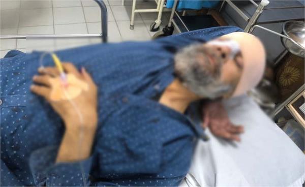 man attacked with baseball bat  mobile phone stolen