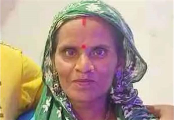 case registered against one and a half dozen attackers in woman  s death case