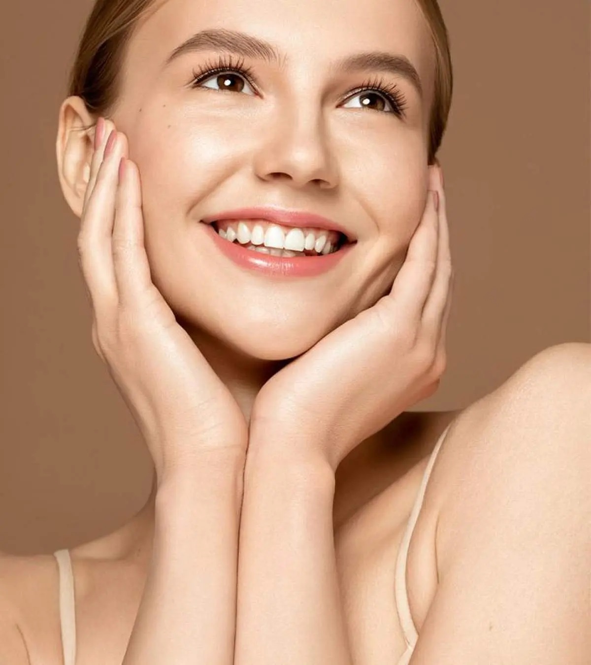 ਸਵੇਰੇ ਖਾਲੀ ਪੇਟ ਖਾਓ ਇਹ 3 ਚੀਜ਼ਾਂ ਅਤੇ ਬਿਨਾਂ ਮੇਕਅਪ ਦੇ ਪਾਓ ਚਮਕਦਾਰ ਚਿਹਰਾ