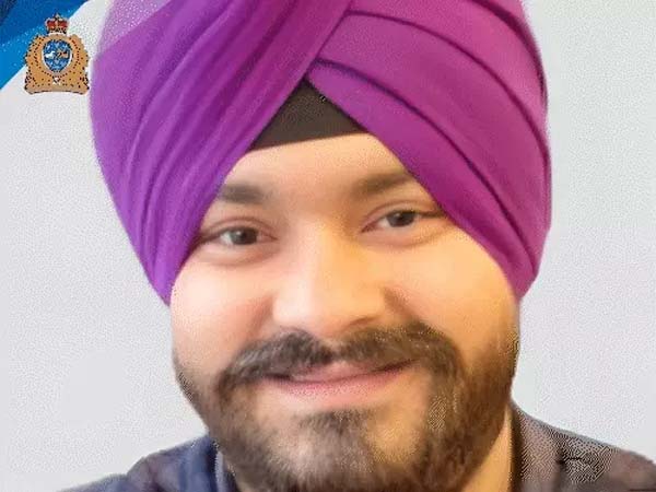ਕੈਨੇਡਾ ''ਚ ਪੰਜਾਬੀ ਮੂਲ ਦਾ ਵਿਅਕਤੀ ਬਣਿਆ ''ਵਾਂਟੇਡ'', ਪੁਲਸ ਨੇ ਜਾਰੀ ਕੀਤਾ ਪੋਸਟਰ, ਪੂਰਾ ਮਾਮਲਾ ਕਰੇਗਾ ਹੈਰਾਨ
