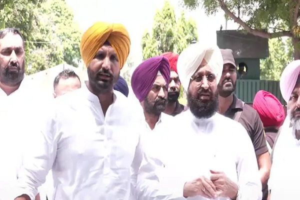 CM ਮਾਨ ਖ਼ਿਲਾਫ਼ ਕੌਮੀ ਮਹਿਲਾ ਕਮਿਸ਼ਨ ਕੋਲ ਸ਼ਿਕਾਇਤ, ਕਾਂਗਰਸ ਨੇ ਔਰਤਾਂ ਬਾਰੇ ਟਿੱਪਣੀਆਂ ''ਤੇ ਚੁੱਕੇ ਸਵਾਲ