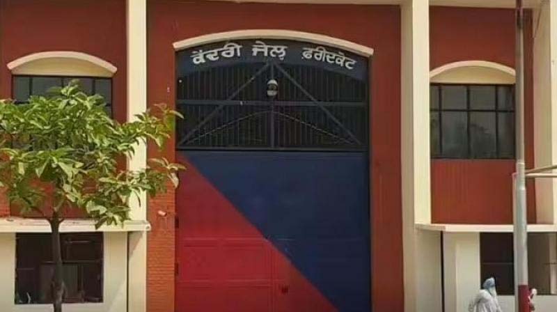 ਕੇਂਦਰੀ ਜੇਲ੍ਹ ਫਰੀਦਕੋਟ ''ਚ ਤਲਾਸ਼ੀ ਦੌਰਾਨ 4 ਮੋਬਾਇਲ ਫੋਨ ਬਰਾਮਦ