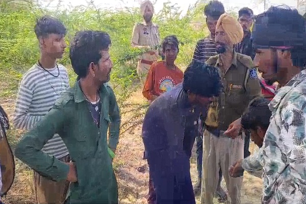 ਬੰਦ ਪਈ ਫੈਕਟਰੀ ''ਚ ਨੌਜਵਾਨ ਨੇ ਕੀਤੀ ਖ਼ੁਦਕੁਸ਼ੀ, ਮਿਹਨਤ-ਮਜ਼ਦੂਰੀ ਕਰਕੇ ਚਲਾਉਂਦਾ ਸੀ ਗੁਜ਼ਾਰਾ